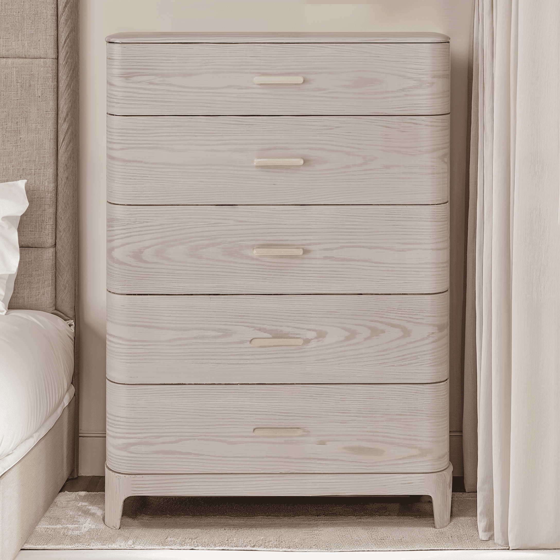 Dahlia Lightwash Wood 5 Drawer Chest
