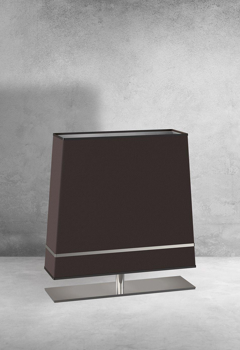 Milagro Volans Art Deco tafellamp van messing met verchroomde trapeziumvormige lampenkap, 1x E27, 60W