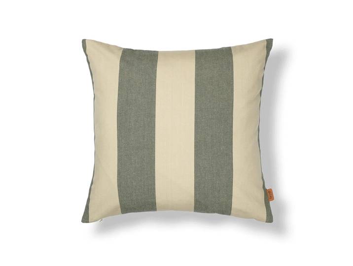 Ferm Living - Strand Outdoor Kissen, 50 x 50 cm, dark lichen / parchment