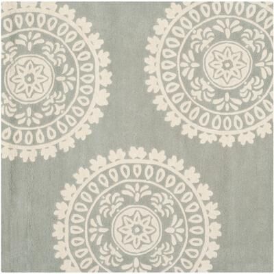 SAFAVIEH Handmade Bella Onie Modern Floral Wool Rug