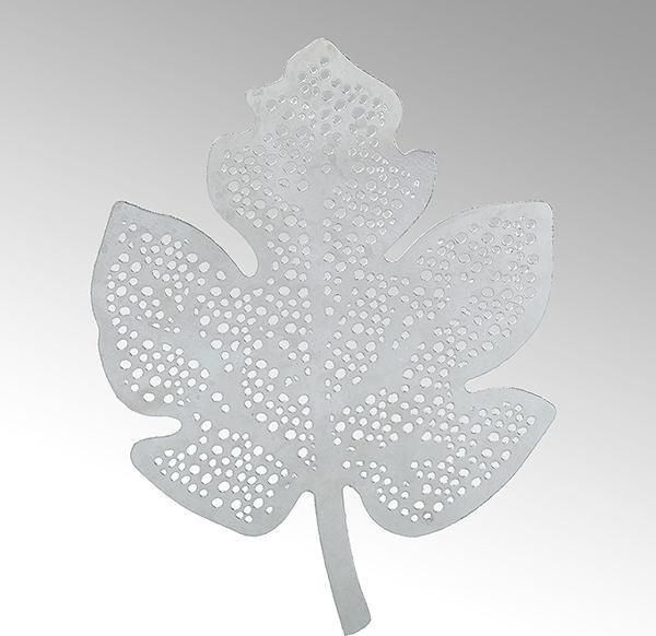 Lambert Herba kerstornament van lindehout, Hoogte: 10 cm