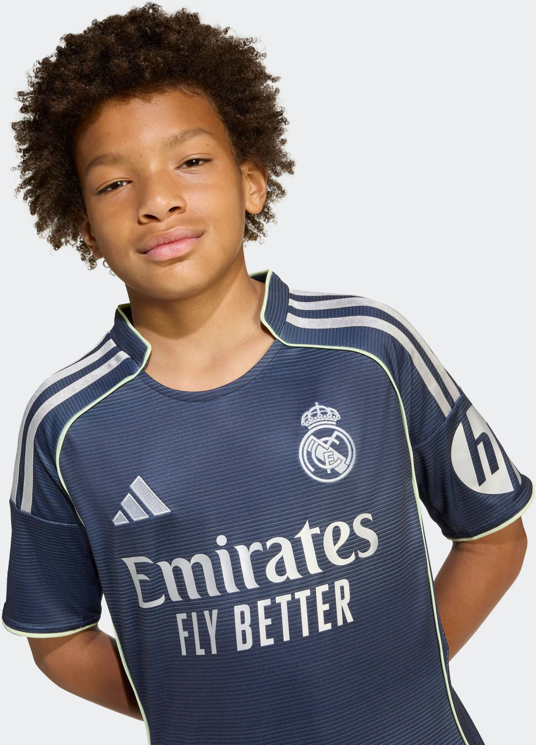 Fussballtrikot ADIDAS PERFORMANCE "REAL MADRID 25/26 KIDS AUSWÄRTSTRIKOT", Mädchen, Gr. 152, blau (legend ink), Obermaterial: 100% Polyester, Trikots Fussballtrikot, Real Madrid legend ink 152
