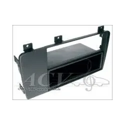 Autoradio-Einbaublende - VOLVO V70 S60 XC70 ab 2005 Einbaurahmen / Radioblend...
