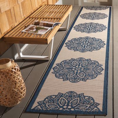 SAFAVIEH Courtyard Colette Waterproof Backyard Patio Rug
