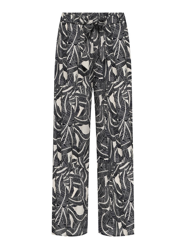 ONLY Marlenehose in Schwarz - L
