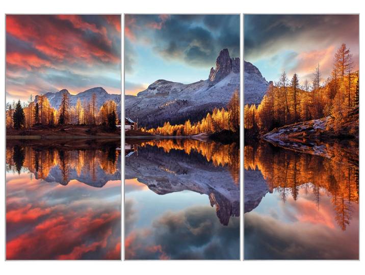 Bild mit Rahmen Spiegelnde Berge im Sonnenaufgang image LAND