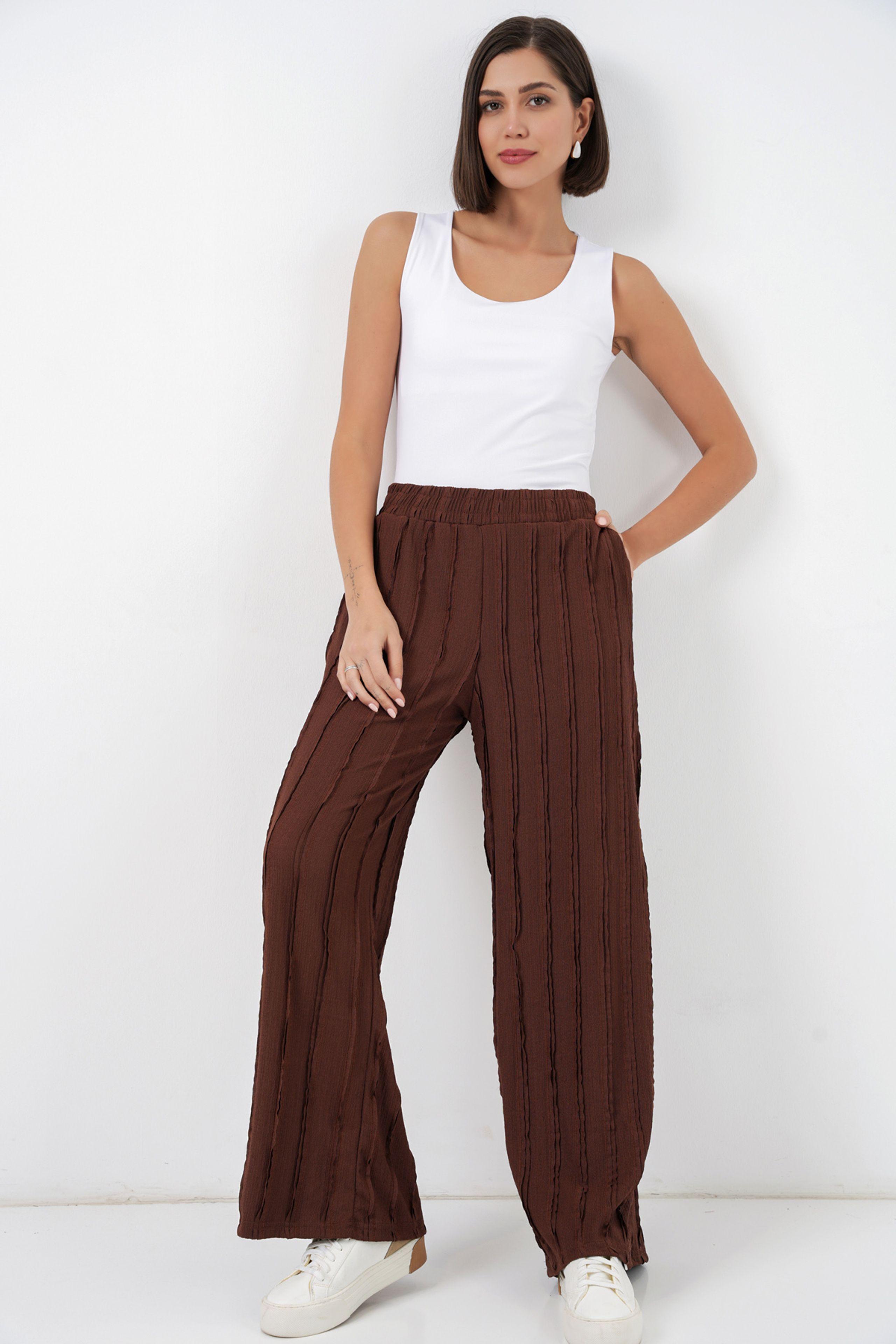 Weite Texturierte Pull-On-Hosen