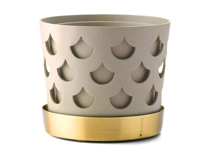 KLONG Pot beige avec soucoupe en laiton Trio Drop Small Ø12 cm