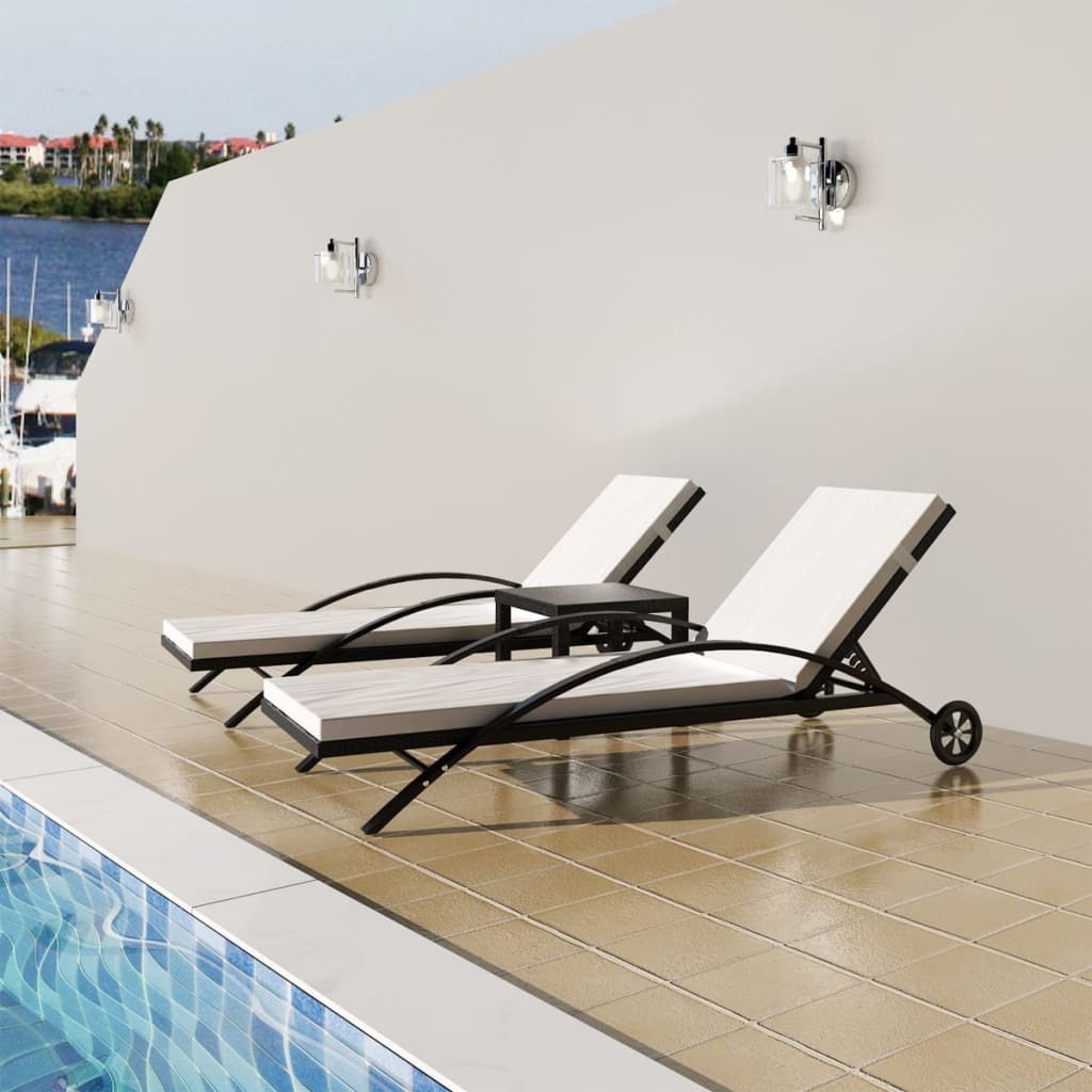The Living Store Sonnenliegen mit Tisch Poly Rattan Schwarz