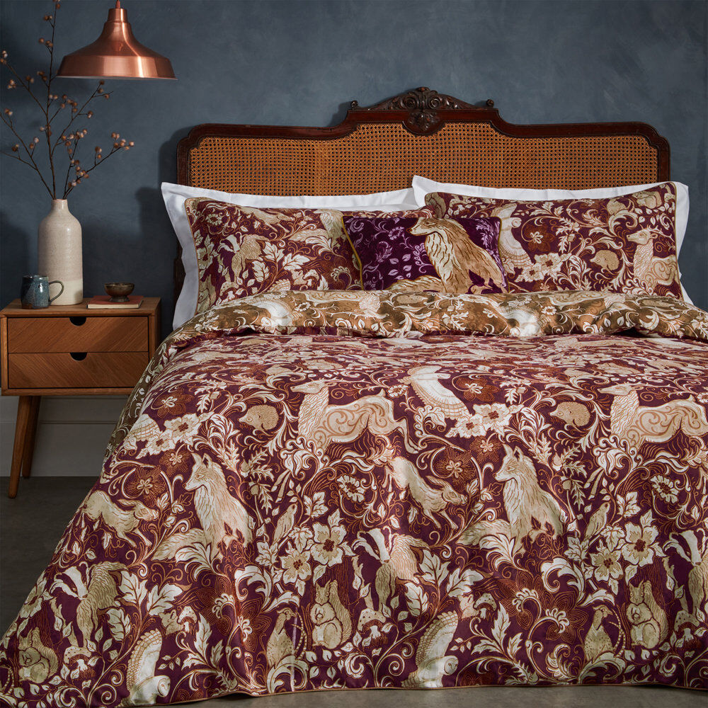 Paoletti Cotton Animal Print Duvet Cover Set with Pillowcases Included Ruby Double - 2 Standard Pillowcases