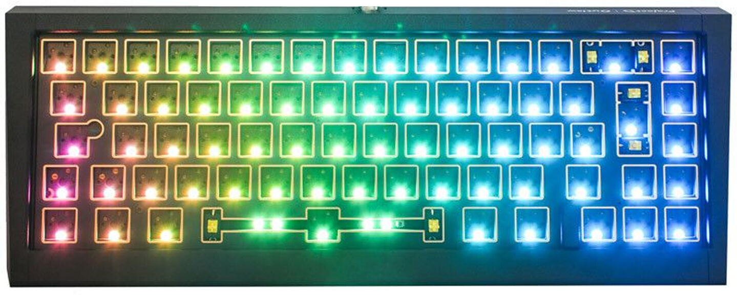Ducky Outlaw 65 Rgb Barebone Ansi - Svart