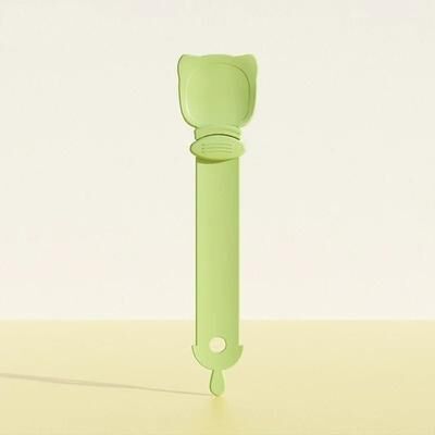 Inspired Finds Mess Free Cat Treat Squeeze Spoon Interactive Snack Feeder For Cats And Kittens green