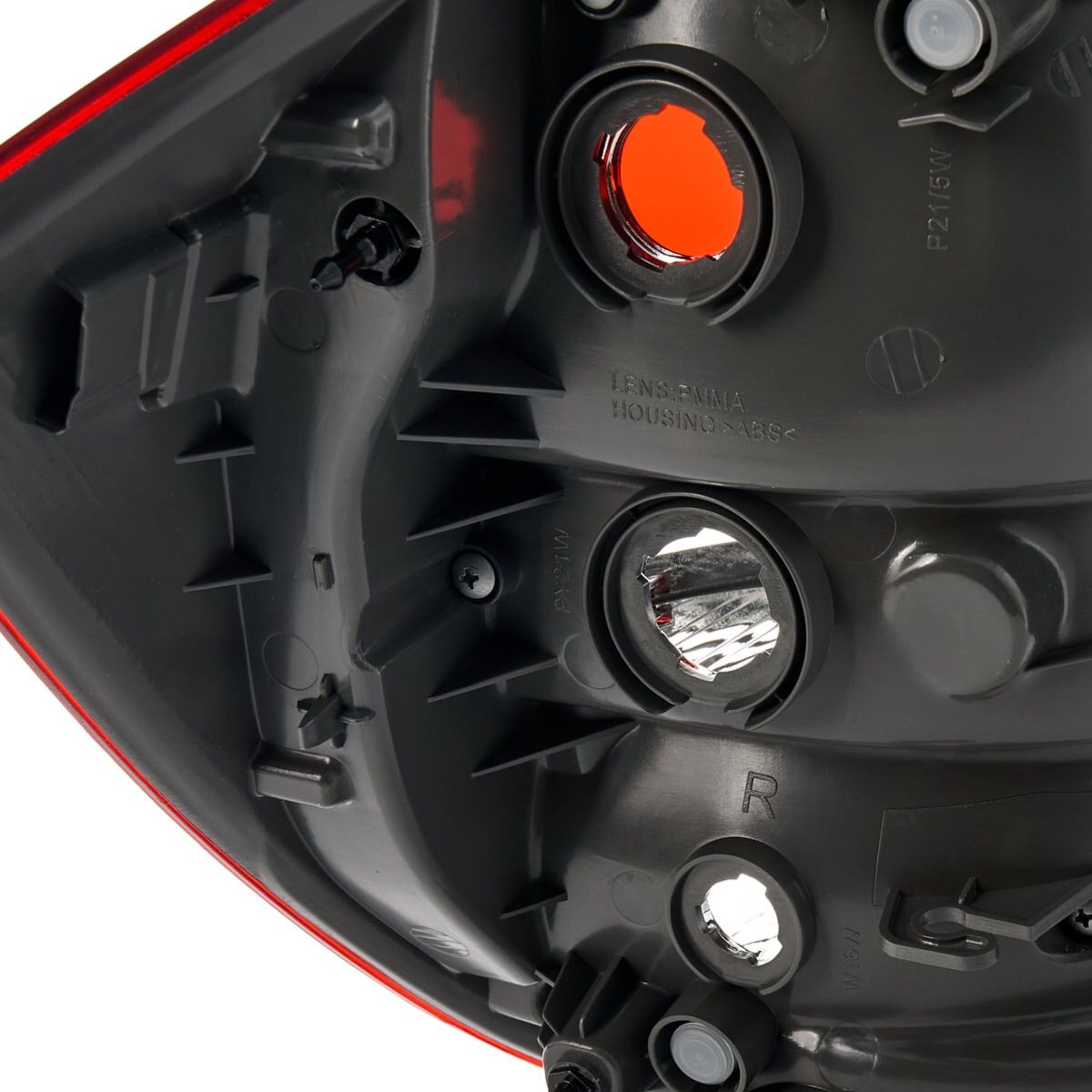 TYC 11-11909-01-2 Rear light