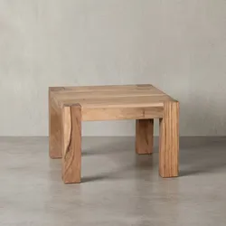 KADIMA DESIGN Rustikaler Couchtisch NAKO: Massivholz, quadratisch, handgefertigt, pflegeleicht.