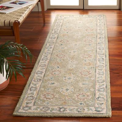 SAFAVIEH Handmade Blossom Almyra Modern Floral Wool Rug