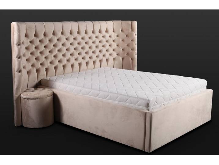 Xlmoebel Polsterbett Beigefarbenes Chesterfield Doppelbett mit eleganter Verzierungen (Bett), Hergestellt in Europa