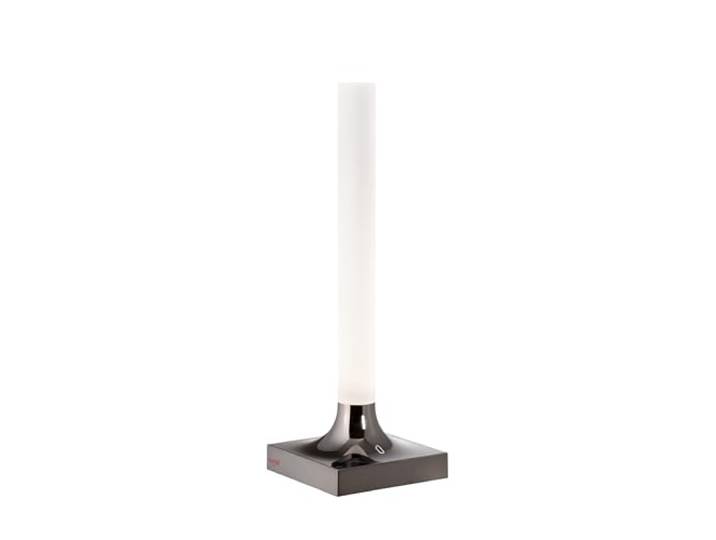 Kartell Goodnight, Batteriebetriebene Tischleuchte, Dimmbare, H 29 cm, Titan Glänzend