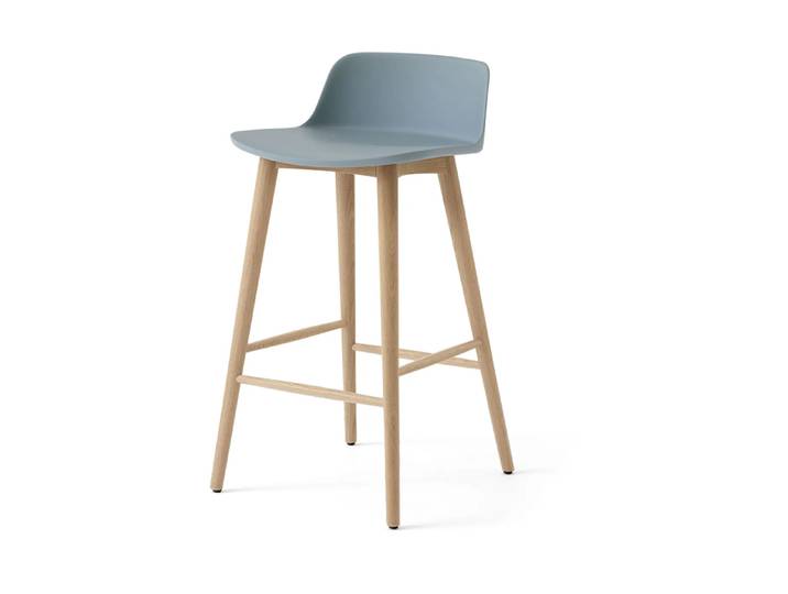 &Tradition Rely HW118 Barhocker Light blue-lackierte Eiche, 65 cm