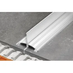 Schlüter Systems SHOWERPROFILE-WSL Schwallschutzprofil Einlage Lippe gerade L=250cm H=30mm transparent Höhe: 30 mm Breite: 1 mm Länge: 2,5 m