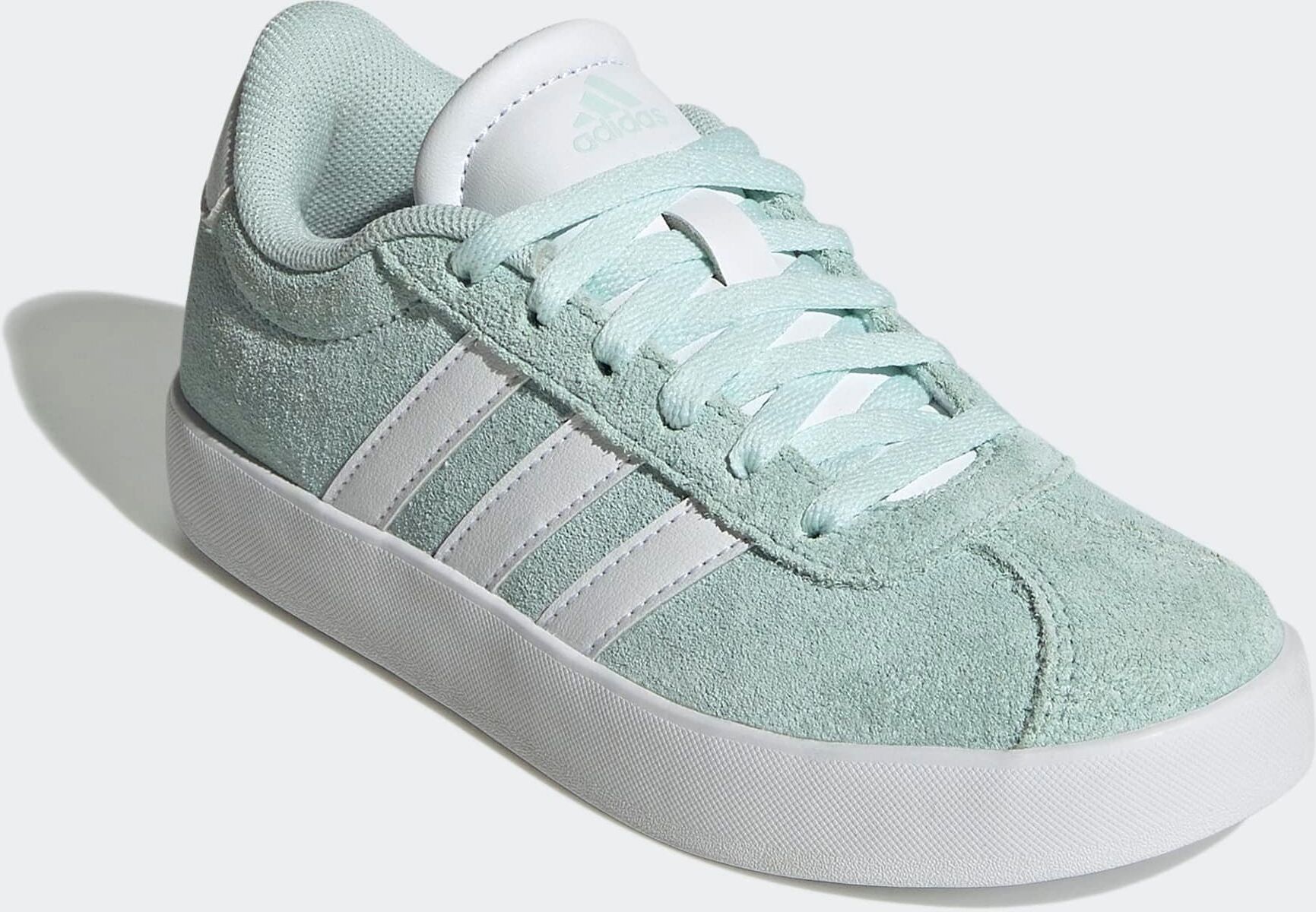 Sportswear "VL COURT 3.0" inspiriert vom Design des adidas Handball Spezial
