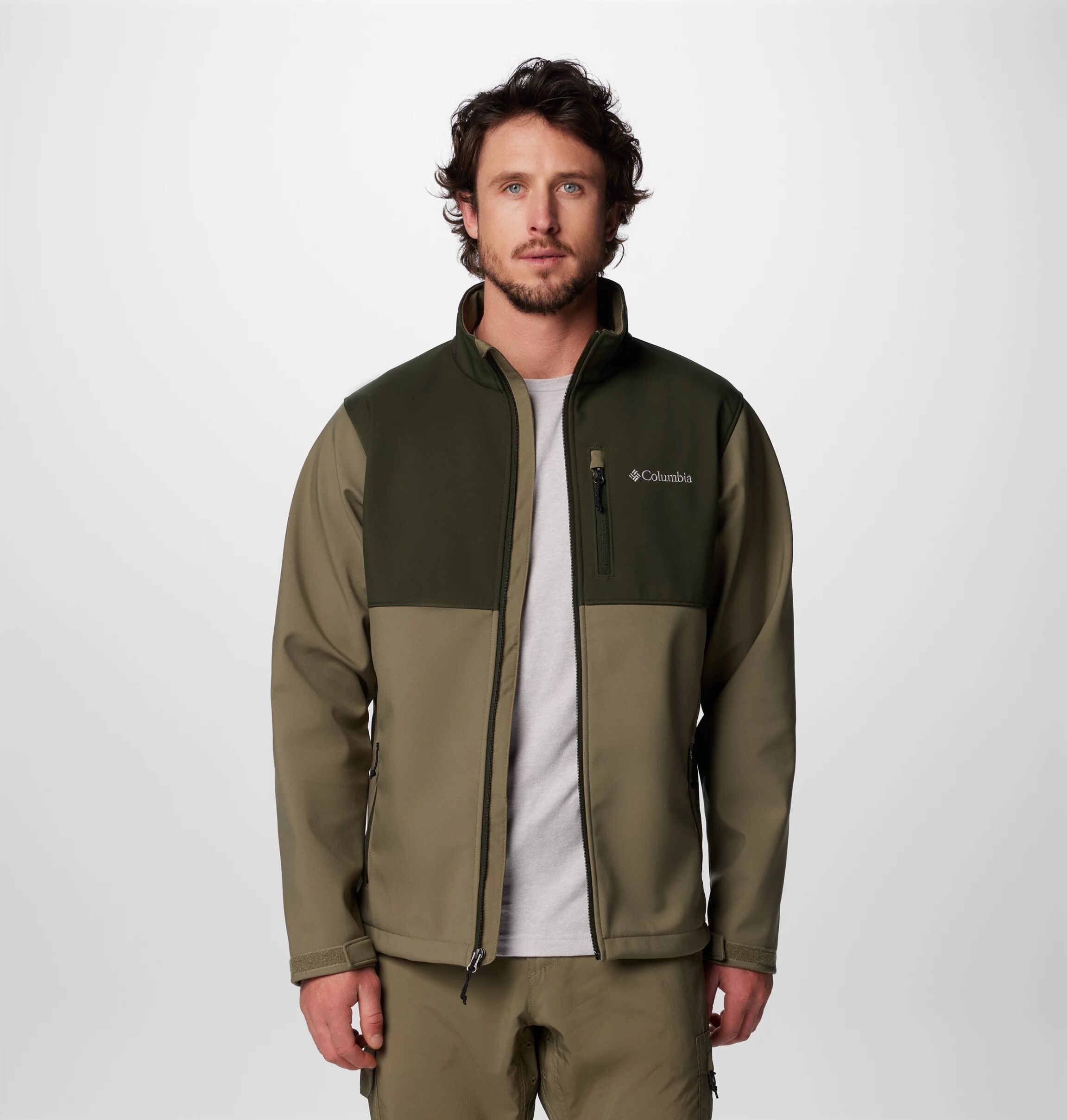 Softshelljacke COLUMBIA "Ascender Softshell Jacket", Herren, Gr. S, grün (stone grün, grünscape), Softshell, Obermaterial: 100% Polyester, normal, hoch geschlossener Ausschnitt, mit Klettverschluss, Jacken Softshelljacke, mit wasserabweisenden Details am 