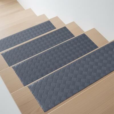 Rubber-Cal Diamond-Grip Vinyl Step Mats