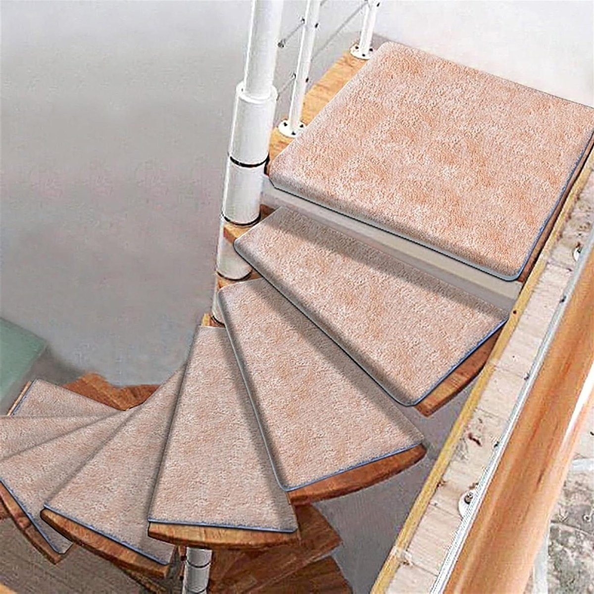 Beige antislip trapmatten - Zelfklevende en geluidsabsorberende traploper - 1 stuk