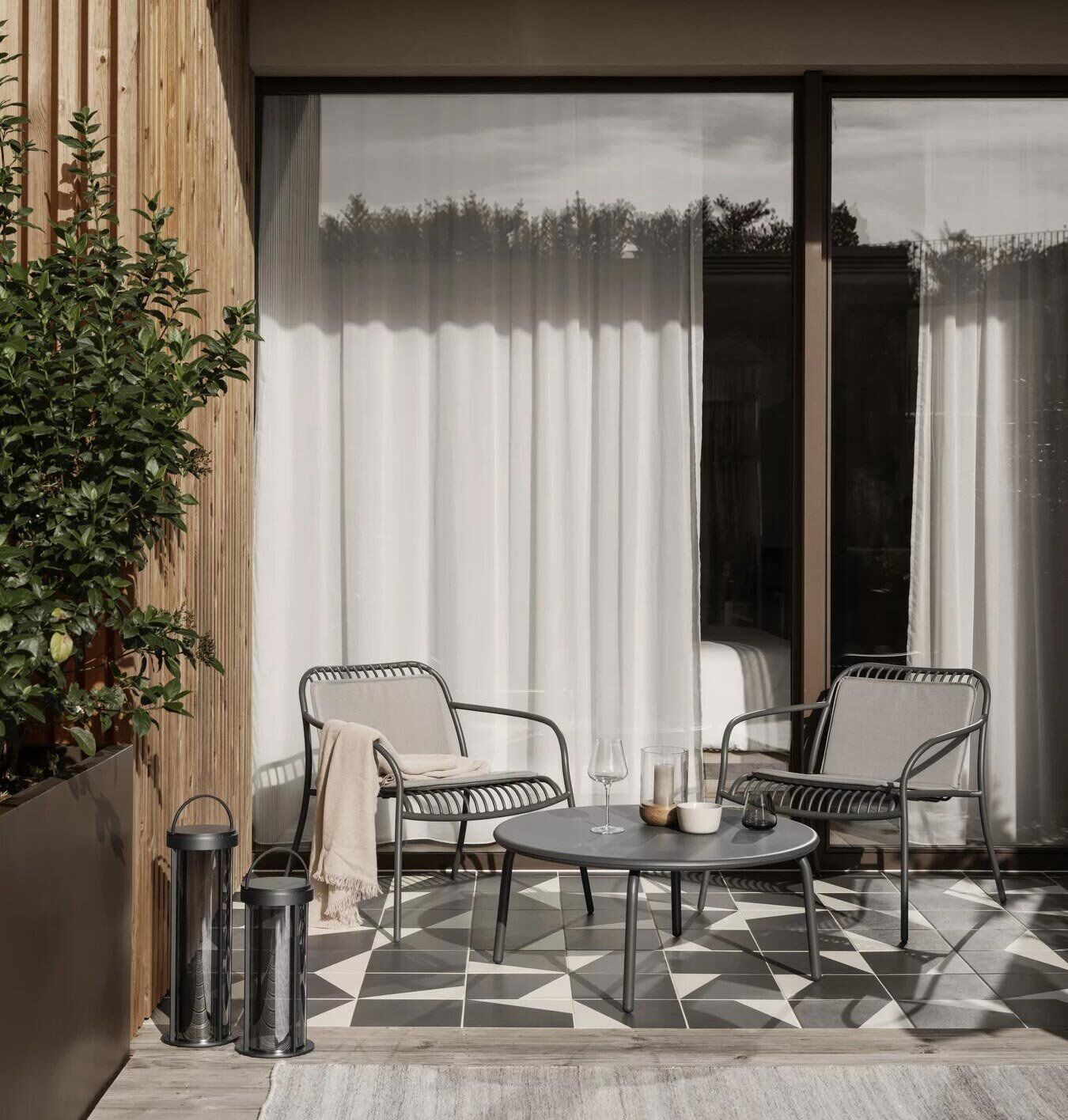 blomus Yua Wire Outdoor Loungesessel (Silk Gray) Silk Gray
