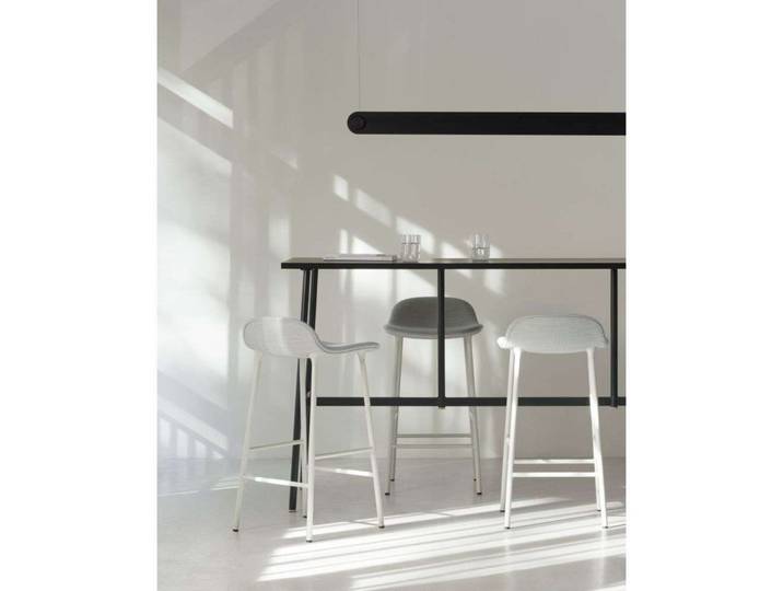 Dim Linear Pendelleuchte Black - Normann Copenhagen - Esszimmer - Aluminium