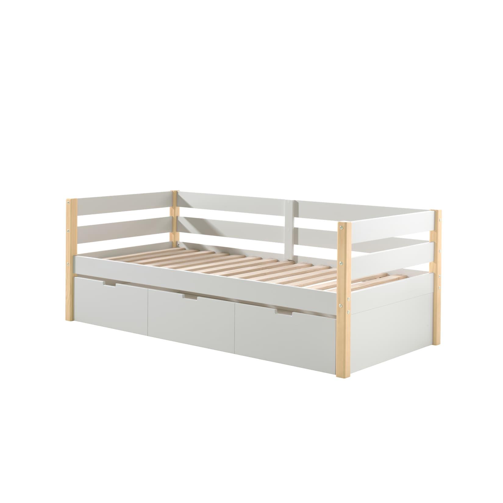 Kojen Bett Margrit mit Umrandung u. Rolllattenrost, Liegefläche 90 x 200, inkl. Bettschublade auf Rollen, Ausf. Weiß lackiert, Bettpfosten Kiefer natur lackiert
