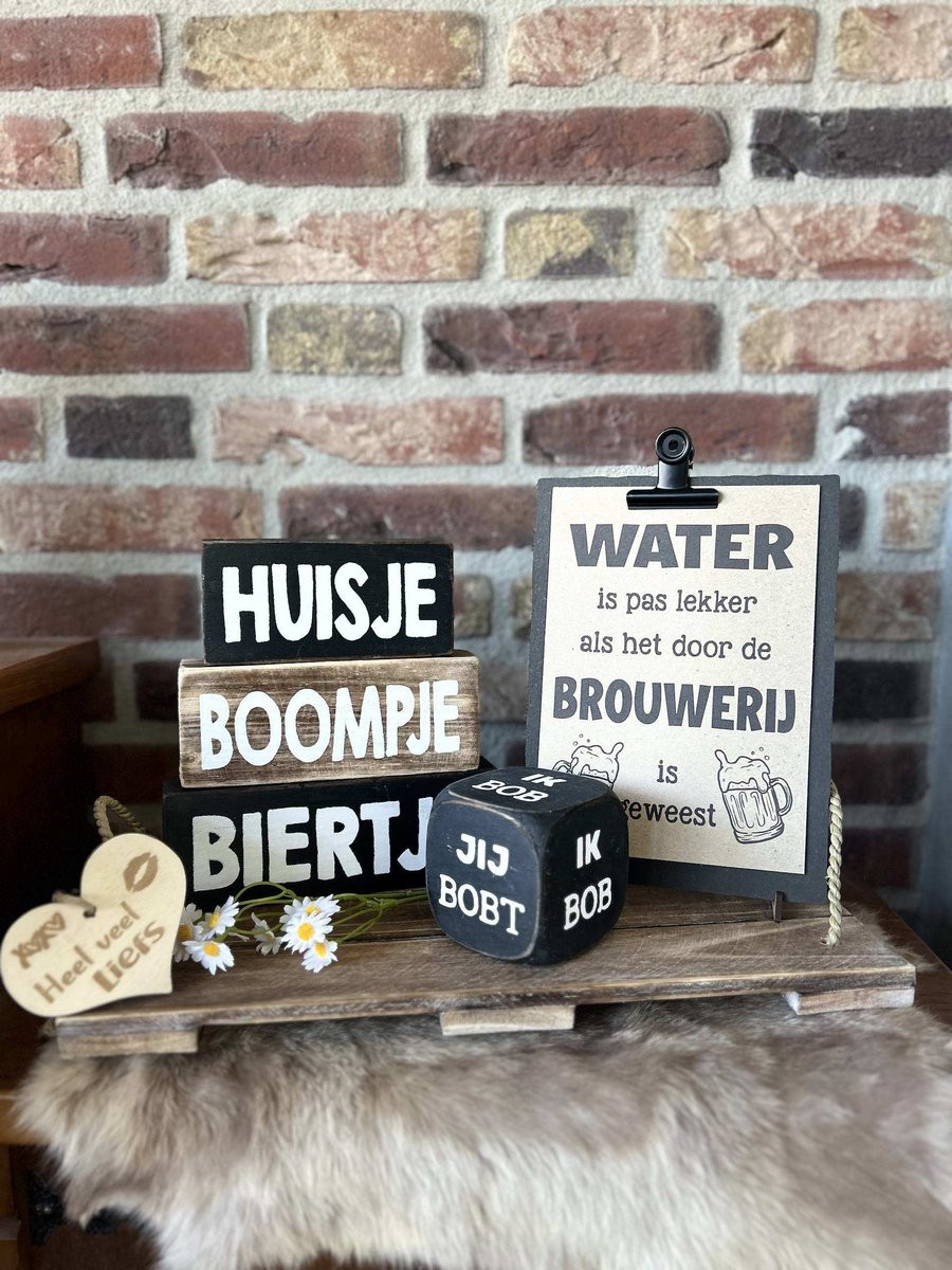 Creaties van hier Cadeaupakket met dienblad, tekstblok en klembord A5 met houten hartje