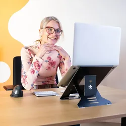 R-Go Tools Laptopständer R-Go Riser Document, ergonomisch, faltbar und einstellbar, mit Dokumentenhalter, AGR-zertifiziert, schwarz