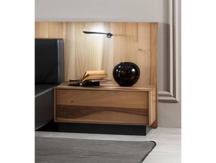 Xlmoebel Schubkastenkommode Braune Kommode mit geräumigen Schubladen und elegantem Design (Kommode, 1 St., Kommode), Hergestellt in Europa