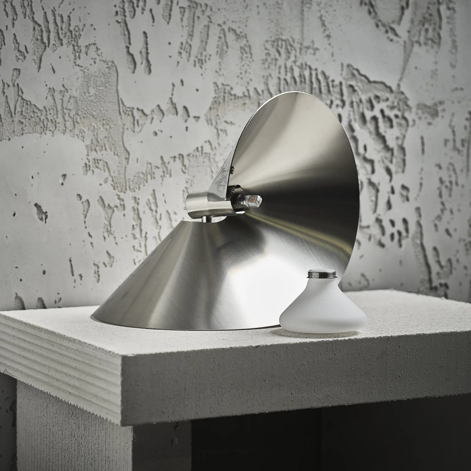 Frandsen Peel Tafellamp - Brushed Stainless Steel - Metaal