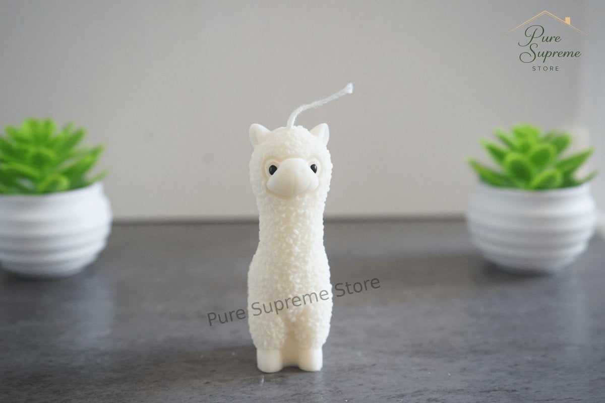 Handgemaakte decoratiekaars Alpaca wit