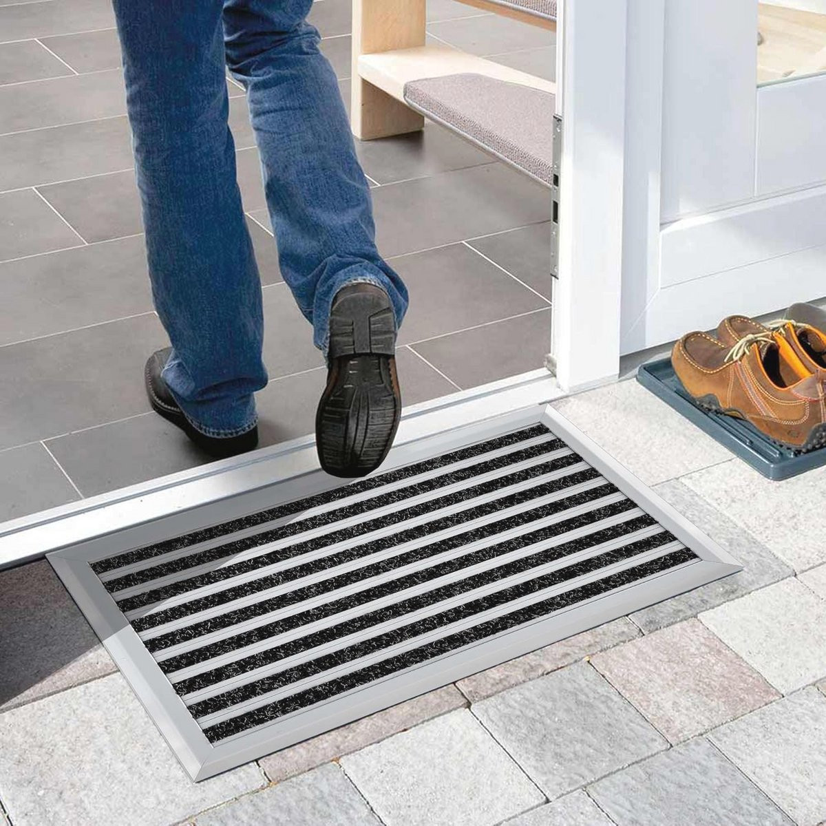 Aluminium barrière deurmat met geribbelde structuur