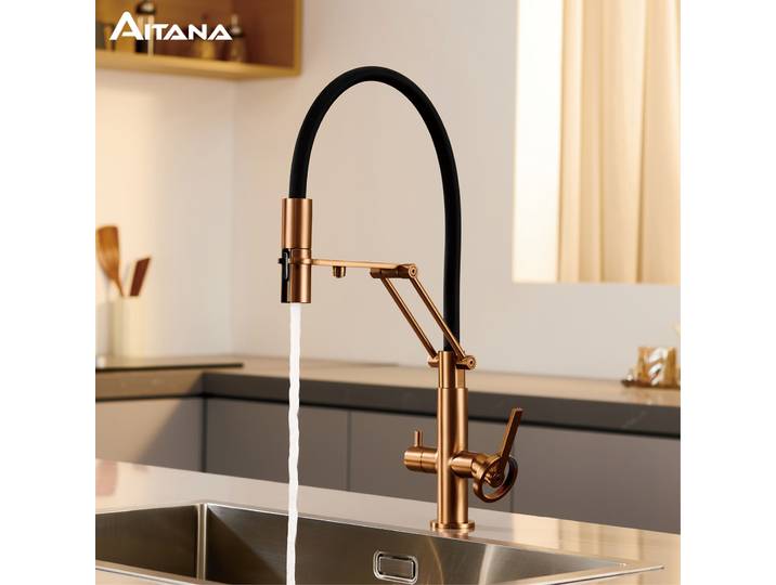 Robinet de cuisine industriel en laiton brossé couleur or rose avec filtre séparé. Robinet mitigeur monocommande extractible pour eau chaude et froide