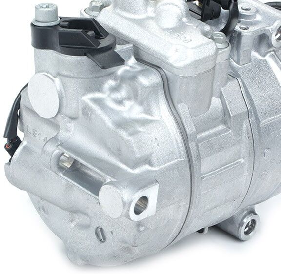 DENSO DCP32022 Air conditioning compressor