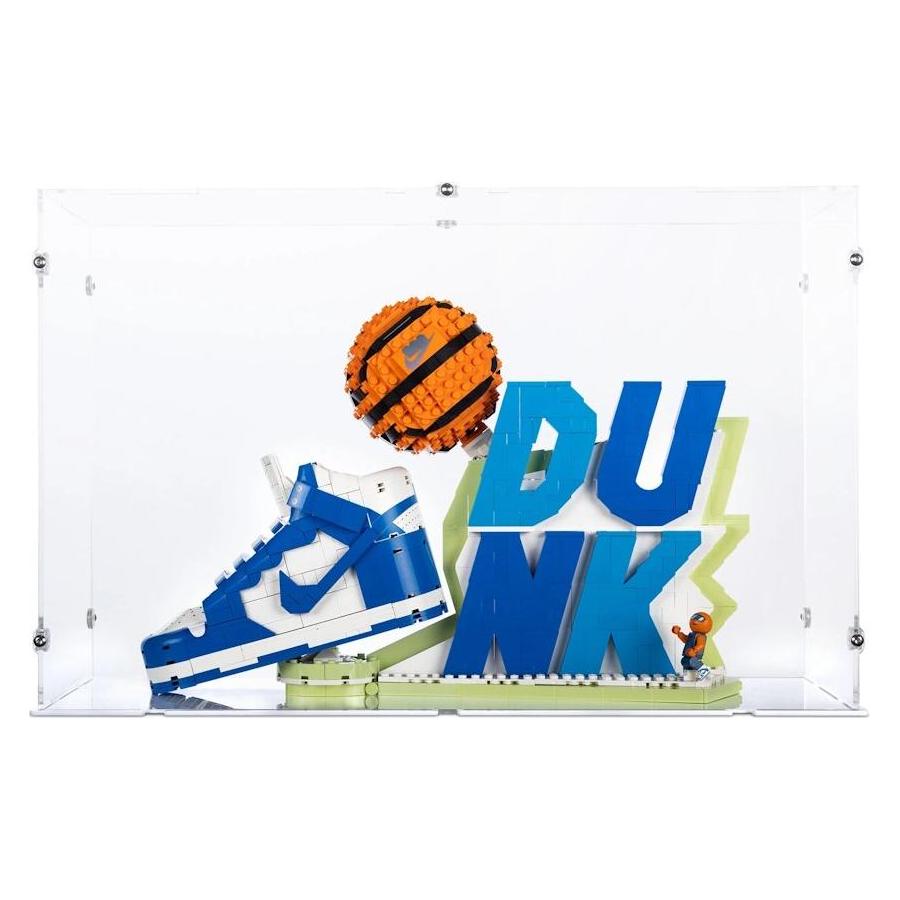 iDisplayit Acryl-Display für LEGO 43008 Nike Dunk x (mit weissem Boden) (EC471830NS-WHI)