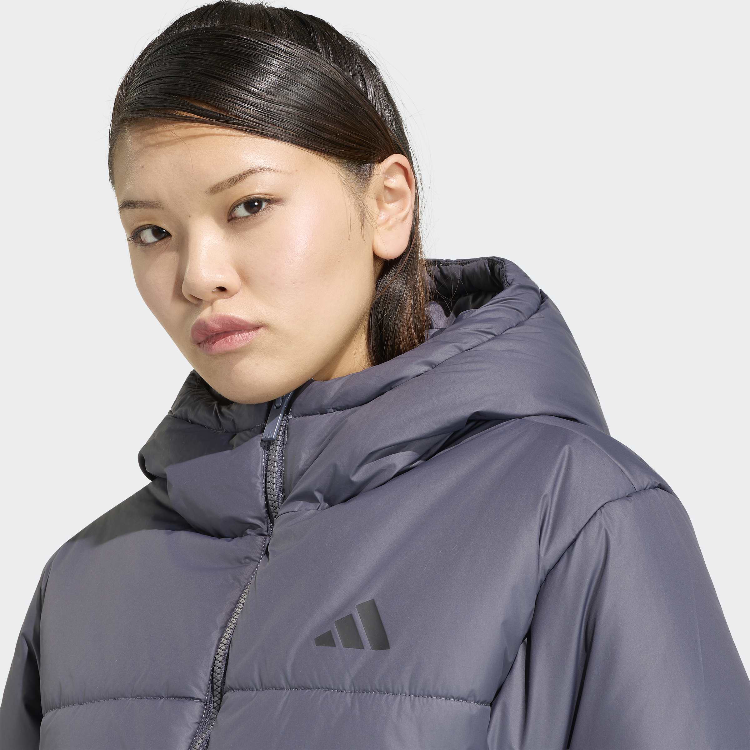 Outdoorjacke ADIDAS SPORTSWEAR "ESSENTIALS HIGHLOFT PUFFER, ISOLIERT", Damen, Gr. XL, grau (aurora onix), Obermaterial: 100% Polyester, Jacken Outdoorjacke aurora onix XL