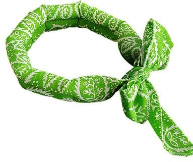 Market Central Pet Cooling Ice Scarf Adjustable Dog Cooling Collar Breathable Ice Towel For Dogs Cats Summer Heat Relief green