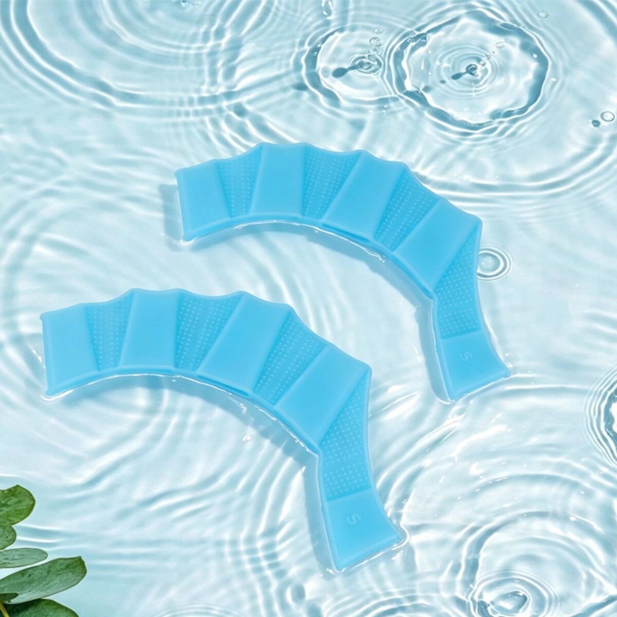 INF Silikon-Handpaddles für Erwachsene zur Geschwindigkeits- und Technikverbesserung, ergonomisches Finger-Fit-Design S Blau