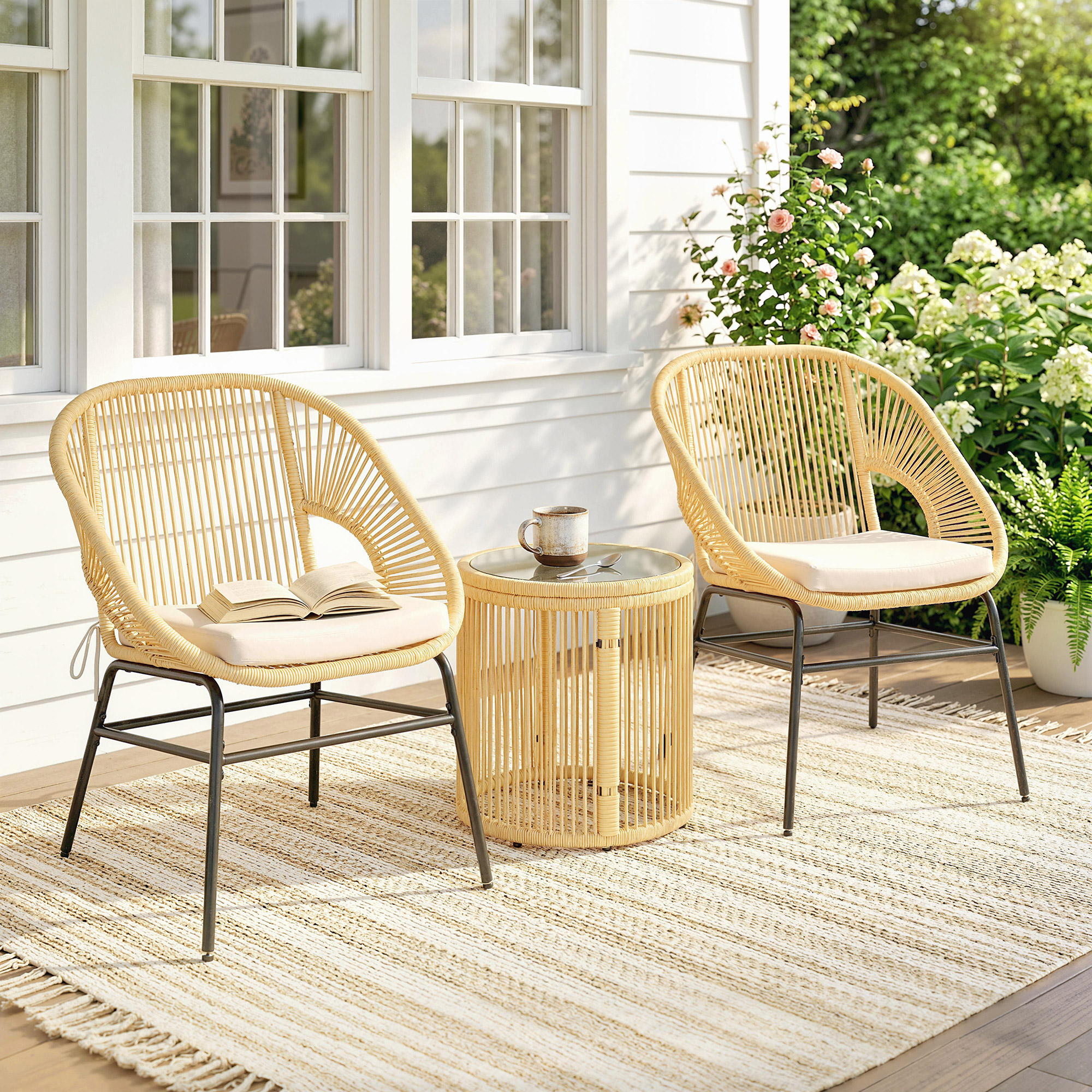 Outsunny Set bistrot rattan 3 pezzi con tavolo in vetro e 2 sedie con cuscini   Aosom Italy