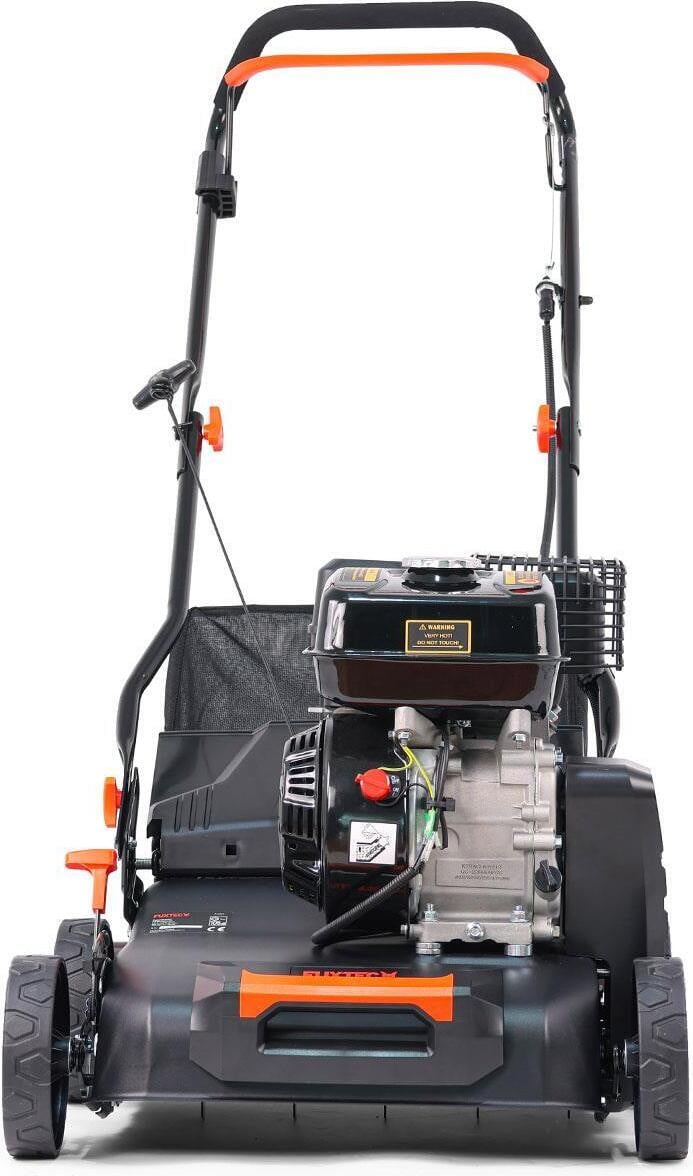Fuxtec FX-BV240ECO benzine verticuteermachine met 40 cm werkbreedte en 40 liter opvangbak