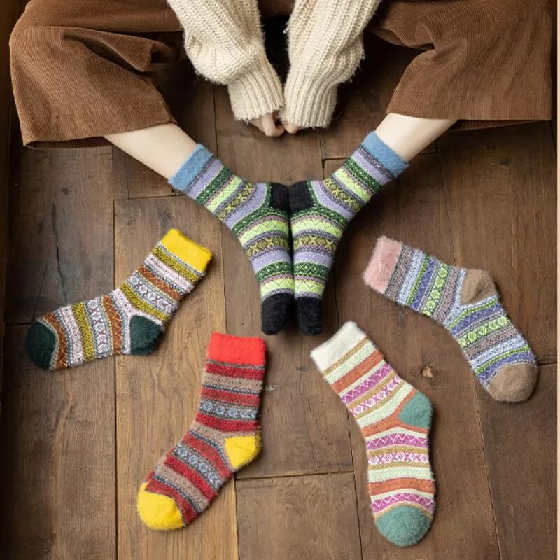 INF 5 paires de chaussettes respirantes aux jolies couleurs et motifs