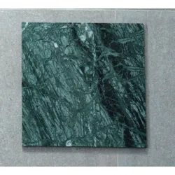Beistelltisch Pino Marmor Säulenform Gestell lunasilber Platte guatemala