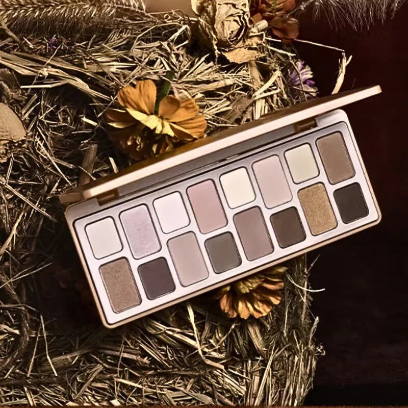 Glisten Cosmetics Nude Heart - Eyeshadow Palette - Cheeryep
