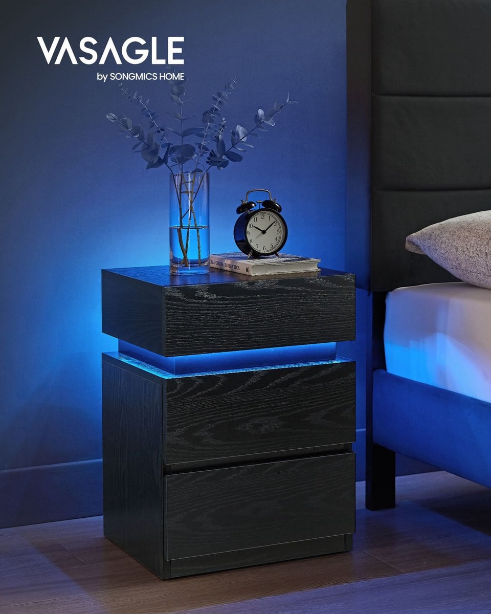 Modern wit nachtkastje met geïntegreerde LED-verlichting