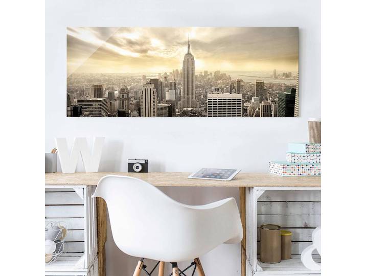 Bild Manhattan Dawn II Ultraklares DIAMANT® Museum-Weißglas ESG Sicherheitsglas nach DIN EN 12350-1 Sichere, leicht abgerundete Glaskanten