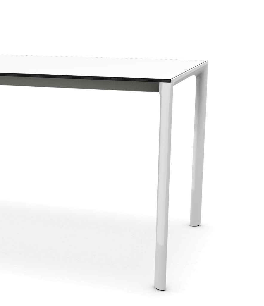 Kristalia Maki Linecompact Indoor Tisch (Tischplatte und Beine weiß lackiert (fa... Tischplatte und Beine weiß lackiert (farbähnlich RAL 9016) | 80 x 114cm 01MAK01F